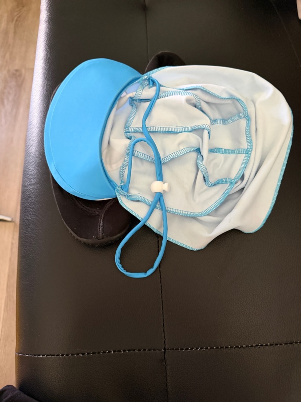 Kids Shark Swim Cap - Bright Blue and Kids water aquatic shoes black size 13/1 - Picture 7 of 8